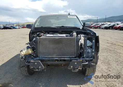2018 Chevrolet Silverado K1500 Lt from USA, damaged, VIN 3GCUKREC3JG179103